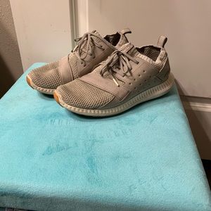 Under armour tennis shoes
